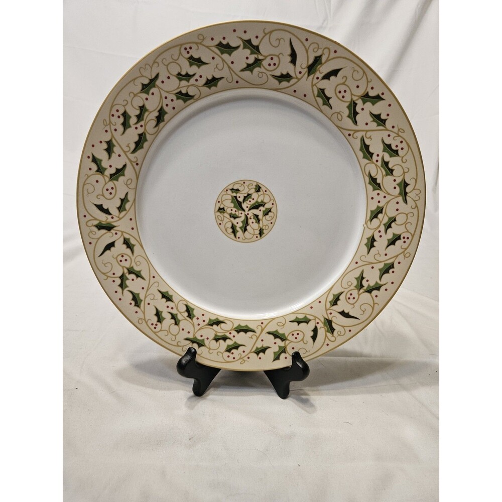 Vintage Gibson Royal Holly Christmas 10 5/8" Dinner Plate Leaves Berries EUC